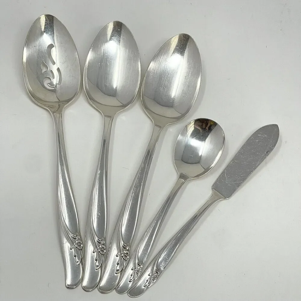 International EXQUISITE Silverplate 1957 Serving Table Sugar Spoons Butter Knife